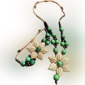 Green large seed pods necklace & bracelet set adjustable size Grannychic Boho